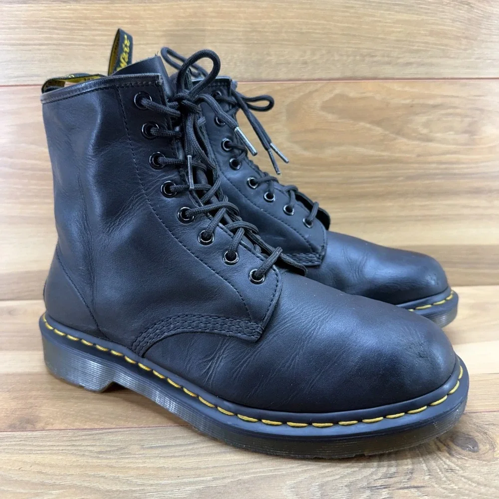 Dr Martens Combat Boots Mens 9 Black Leather Grunge Punk Y2K Lace Up 1460 Casual
